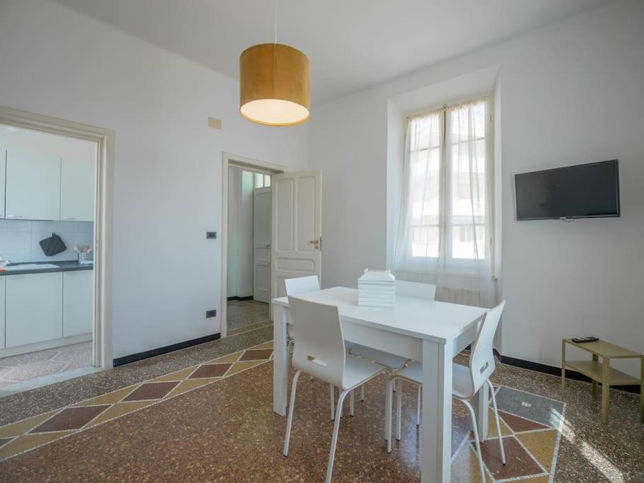Trilocale Con Parcheggio - Apartment Pietra Ligure