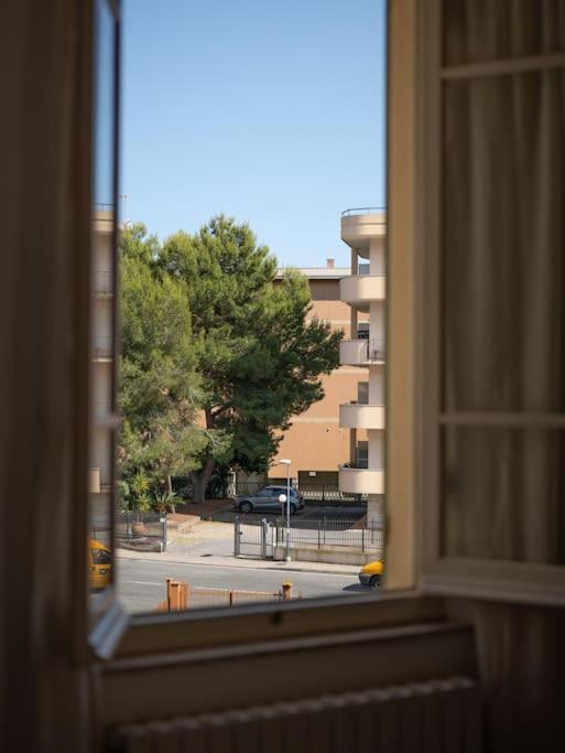 Trilocale Con Parcheggio - Apartment